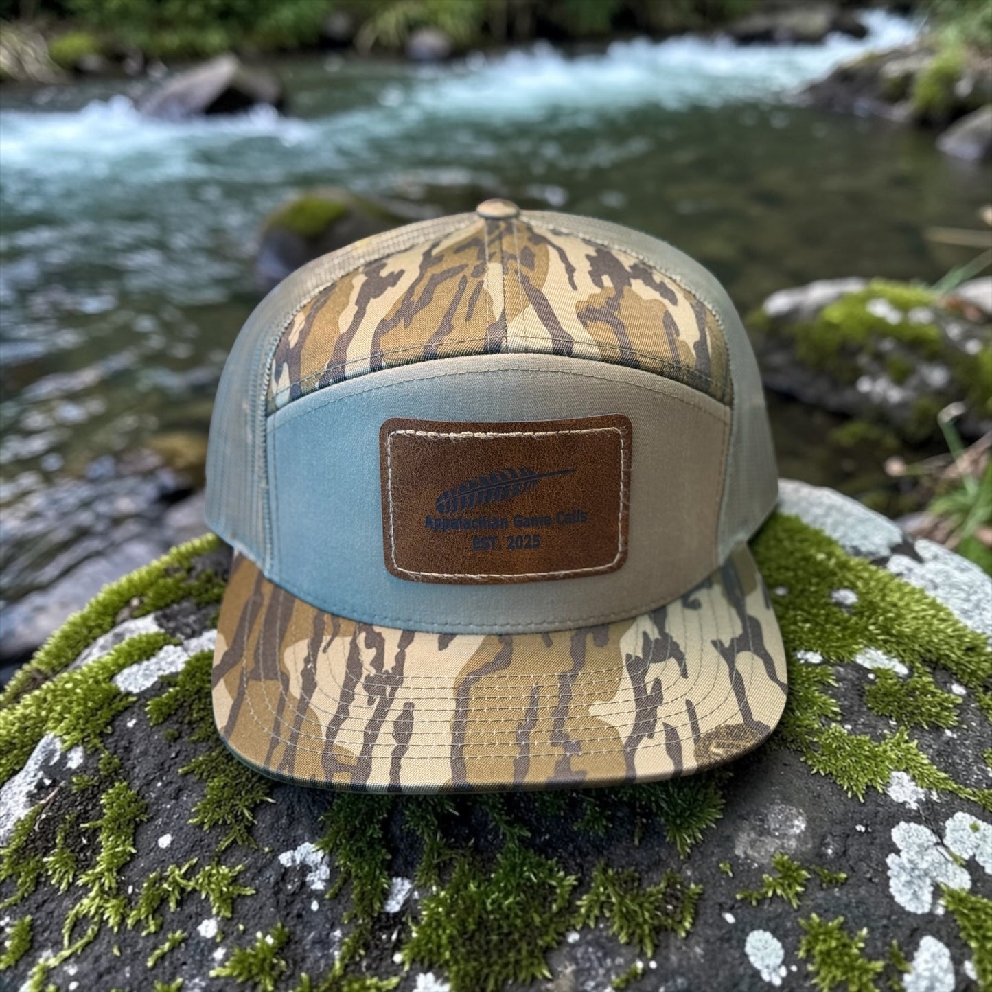 7 Panel Bottom Land Feather Hat